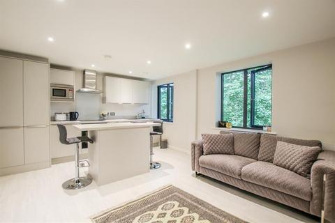 1 bedroom flat to rent, St Johns Mews