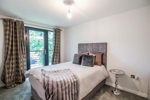 1 bedroom flat to rent, St Johns Mews