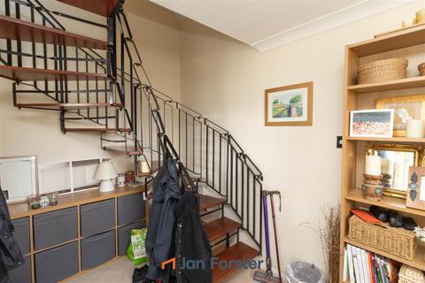 undefined, Worsley Close, Wallsend