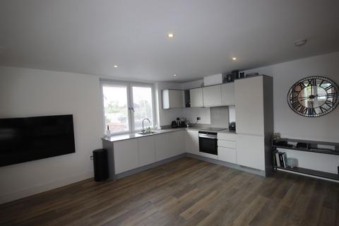 2 bedroom apartment to rent, The Broadway, Slough SL2