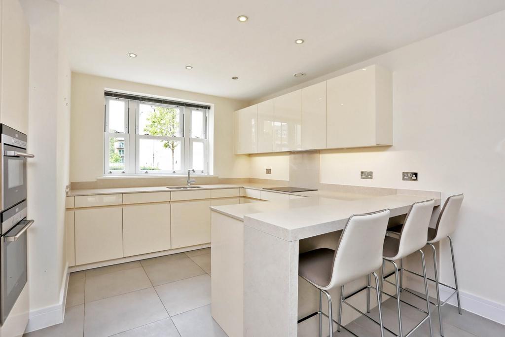 House in London - View 2