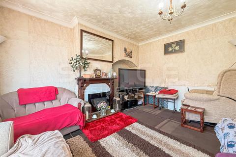 2 bedroom terraced house for sale, Two Bedroom Terrace | Excellent Potential | Large Garden | Popular Location