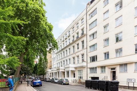 Studio to rent, Leinster Gardens