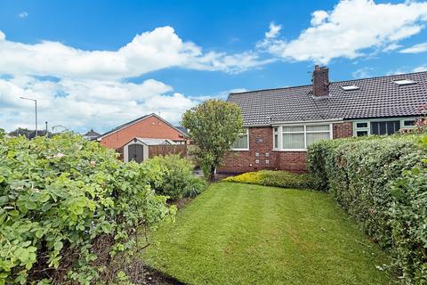 2 bedroom semi-detached bungalow to rent, Wigan Road, Bolton, BL3