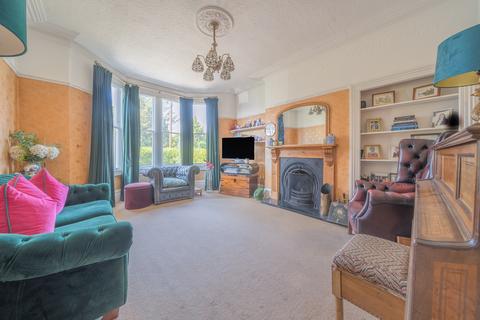 4 bedroom semi-detached house for sale, Bath Road, Keynsham, BS31
