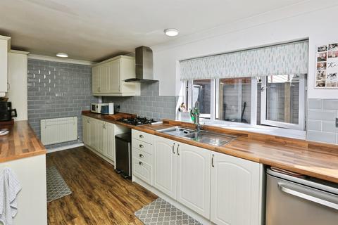 4 bedroom semi-detached house for sale, Oakdene, Gosport