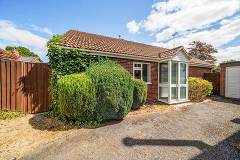 3 bedroom detached bungalow for sale, Priory Orchard, Wantage