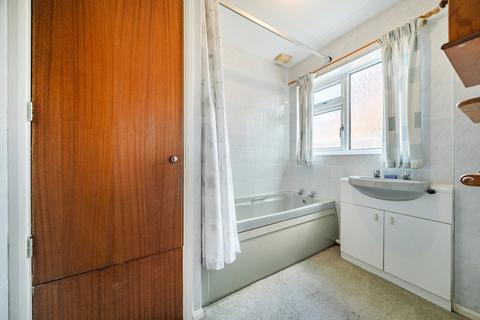 3 bedroom detached bungalow for sale, Priory Orchard, Wantage