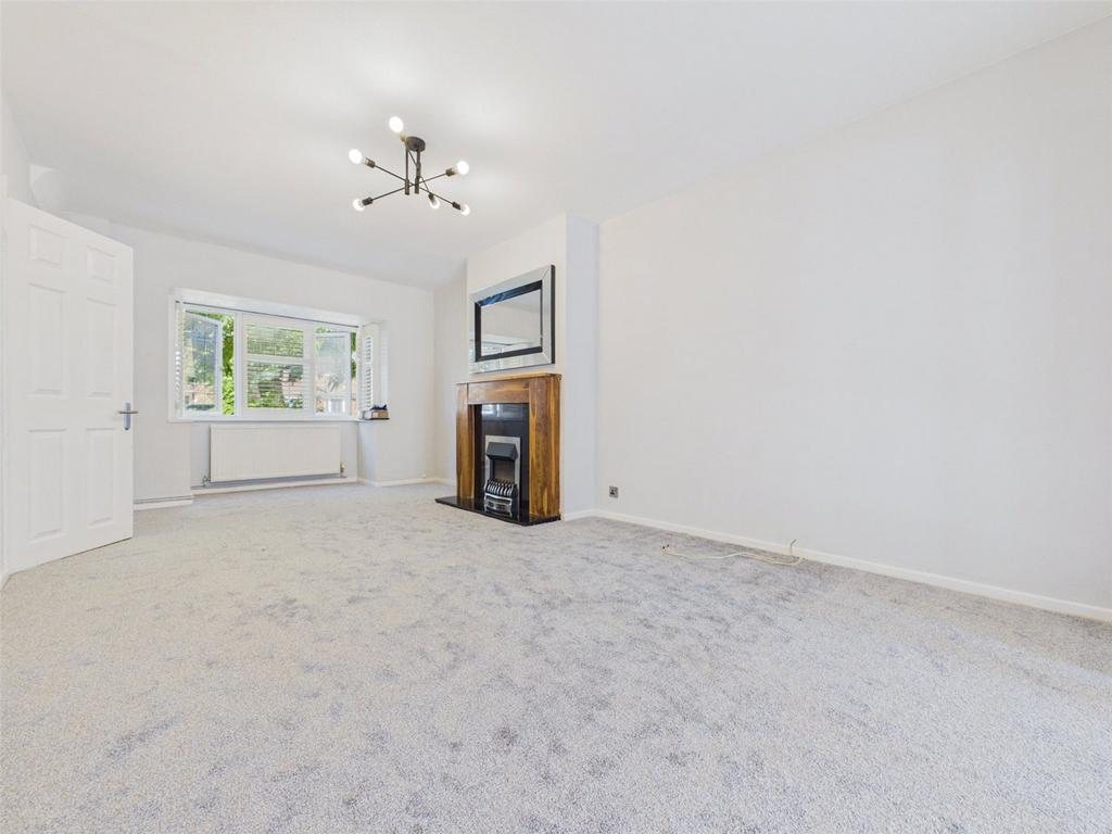 House in Middlesex - View 2