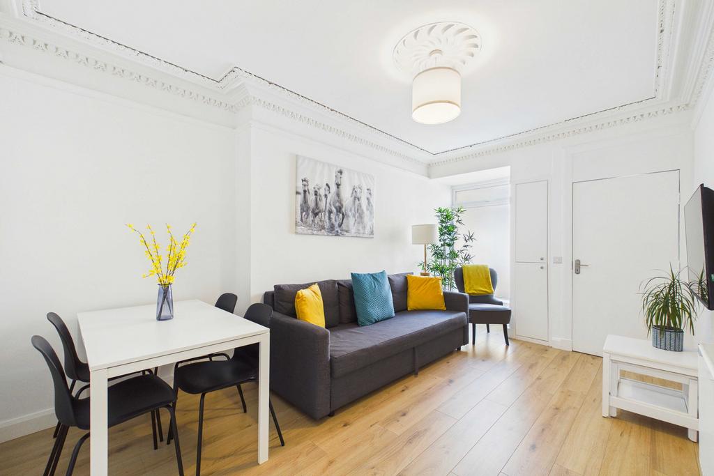 Apartment in Edinburgh, Leith Harbour & Newhaven - View 2