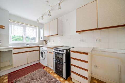1 bedroom retirement property for sale, Chartwell Drive, Farnborough Village, Orpington, Kent, BR6