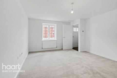 2 bedroom terraced house for sale, Roper Walk, Thurston