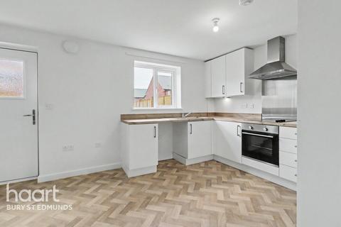 2 bedroom terraced house for sale, Roper Walk, Thurston