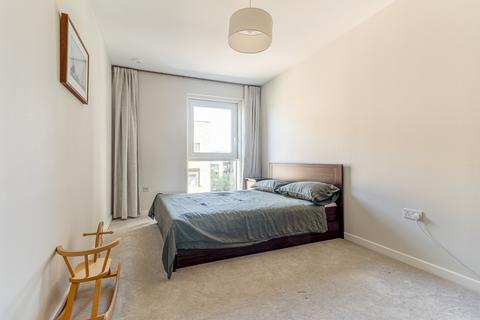3 bedroom apartment for sale, Naomi Street, London, SE8