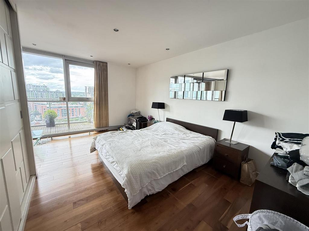 Apartment in Manchester, City Centre - More