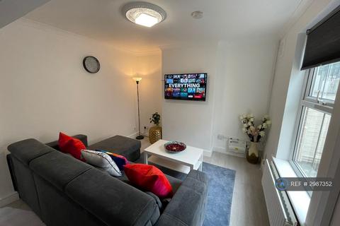 4 bedroom end of terrace house to rent, Ranelagh Road, Ipswich, IP2