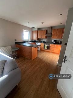 2 bedroom flat to rent, Ford Lodge, South Hylton, Sunderland, SR4