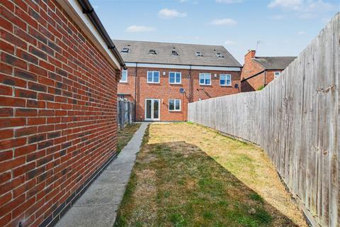 4 bedroom terraced house for sale, Nottingham Road, Borrowash
