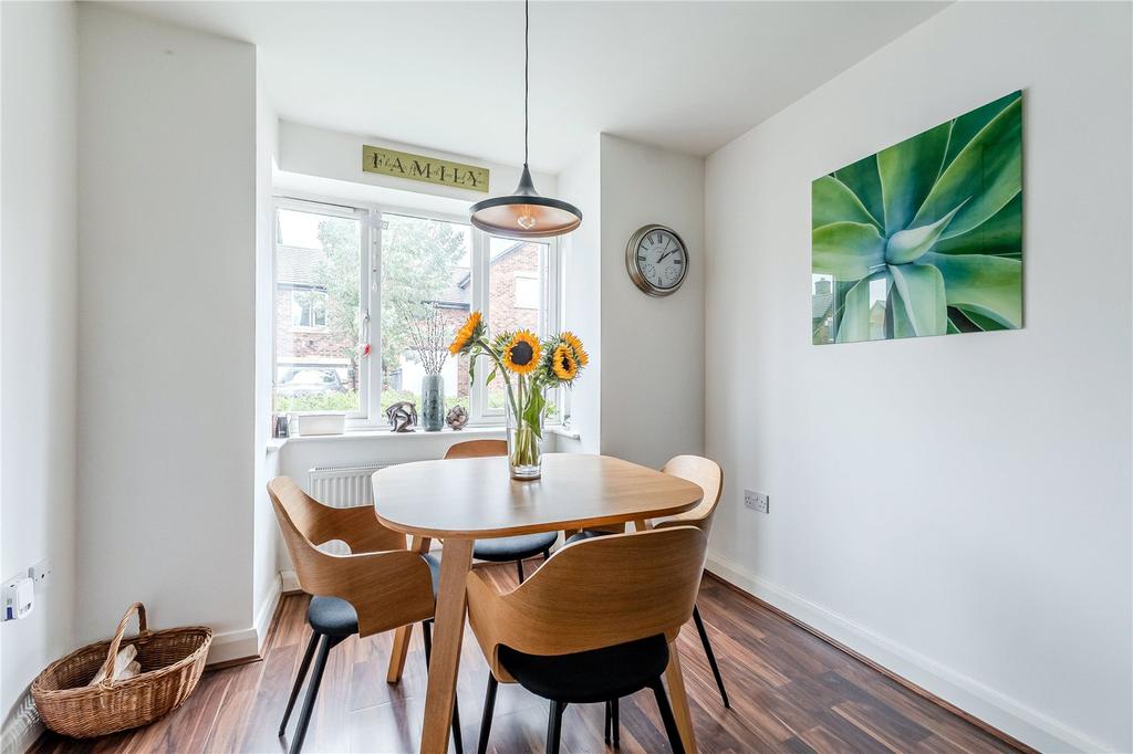 House in Leeds, Edison Fields, Guiseley - View 4