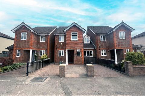 3 bedroom link detached house for sale, Park Road, Surrey TW20