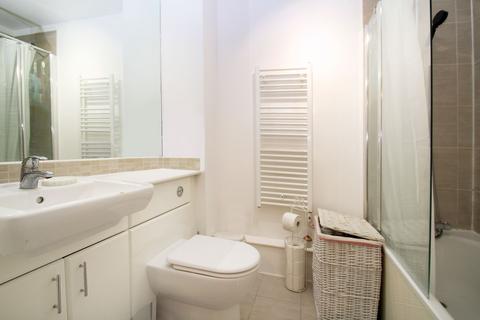 undefined, Park Lodge Avenue, 33 Park Lodge Avenue, UB7
