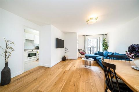 2 bedroom flat to rent, Glaisher Street, London SE8