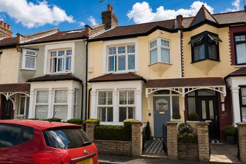 2 bedroom terraced house for sale, Mount Avenue, London
