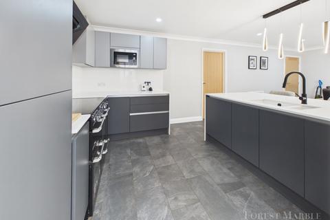 undefined, Rowan Court, Frome