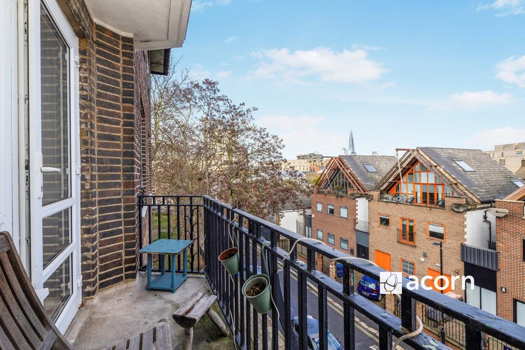 House in London - More