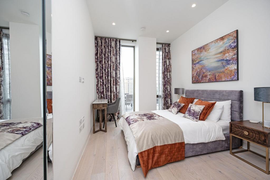 Apartment in London - View 5