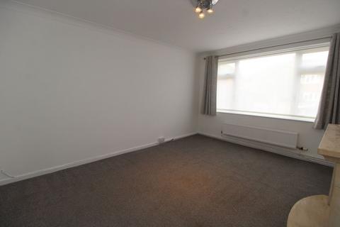 2 bedroom maisonette to rent, Lawrence Avenue, Letchworth Garden City, SG6