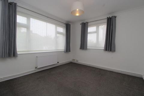 2 bedroom maisonette to rent, Lawrence Avenue, Letchworth Garden City, SG6