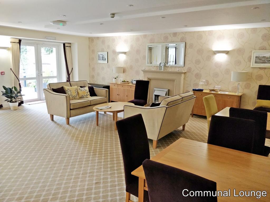 Reception room, fireplace