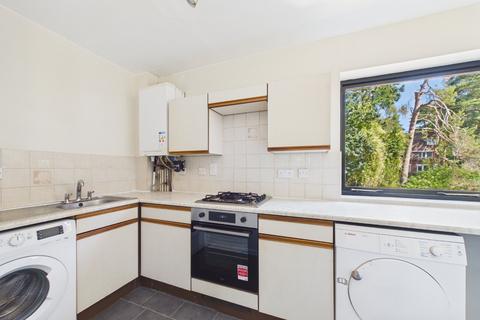 1 bedroom flat for sale, Wayland Close, Bracknell, Berkshire, RG12