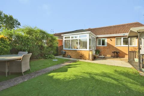 2 bedroom detached bungalow for sale, Earles Court, Retford