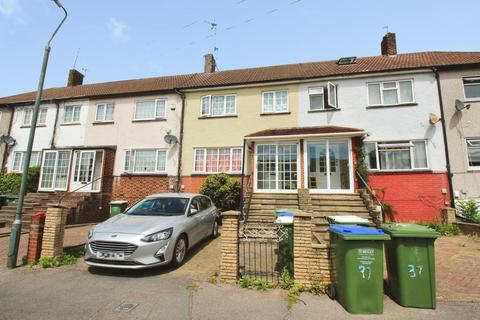 3 bedroom terraced house to rent, Rushdene, Abbey Wood, London, SE2 9RP