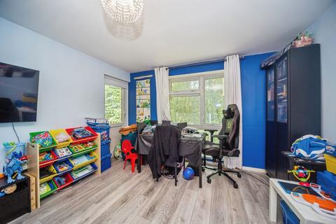 2 bedroom flat for sale, Blenheim Avenue, Southampton, Hampshire, SO17