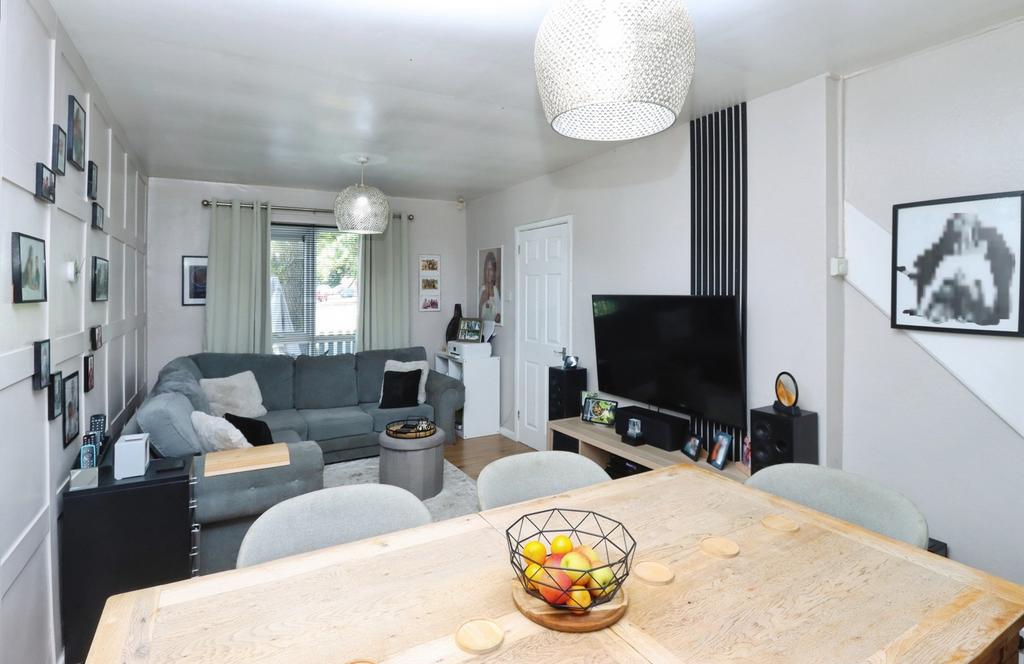 House in Sheffield, South Yorkshire - View 2