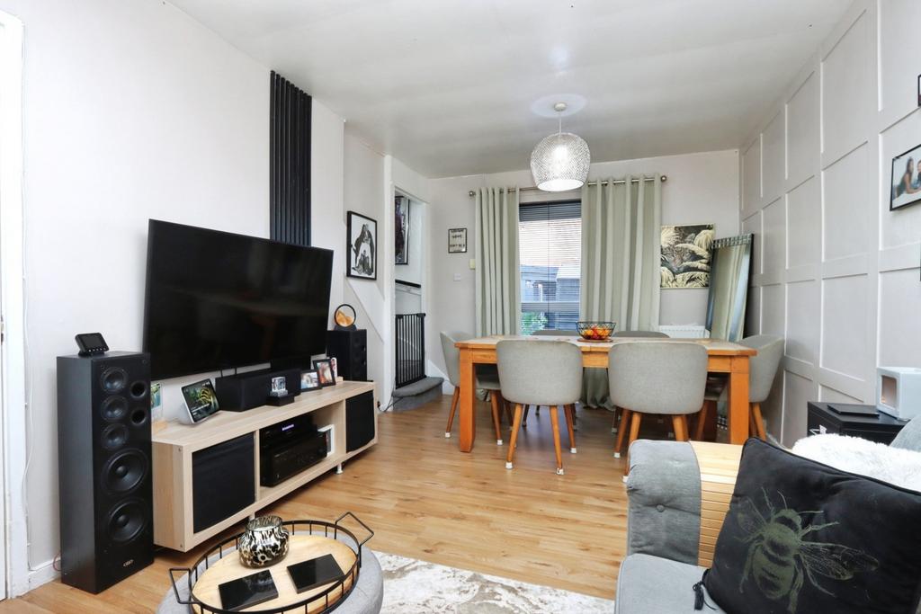 House in Sheffield, South Yorkshire - View 5