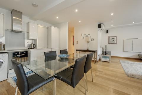 3 bedroom flat for sale, Brompton Road, London, SW3