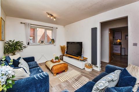 3 bedroom semi-detached house for sale, Dowse Road, Devizes