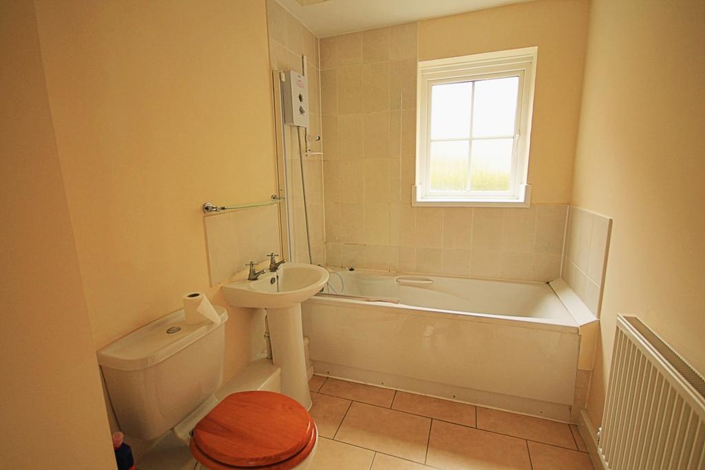 Apartment in Romford - View 4