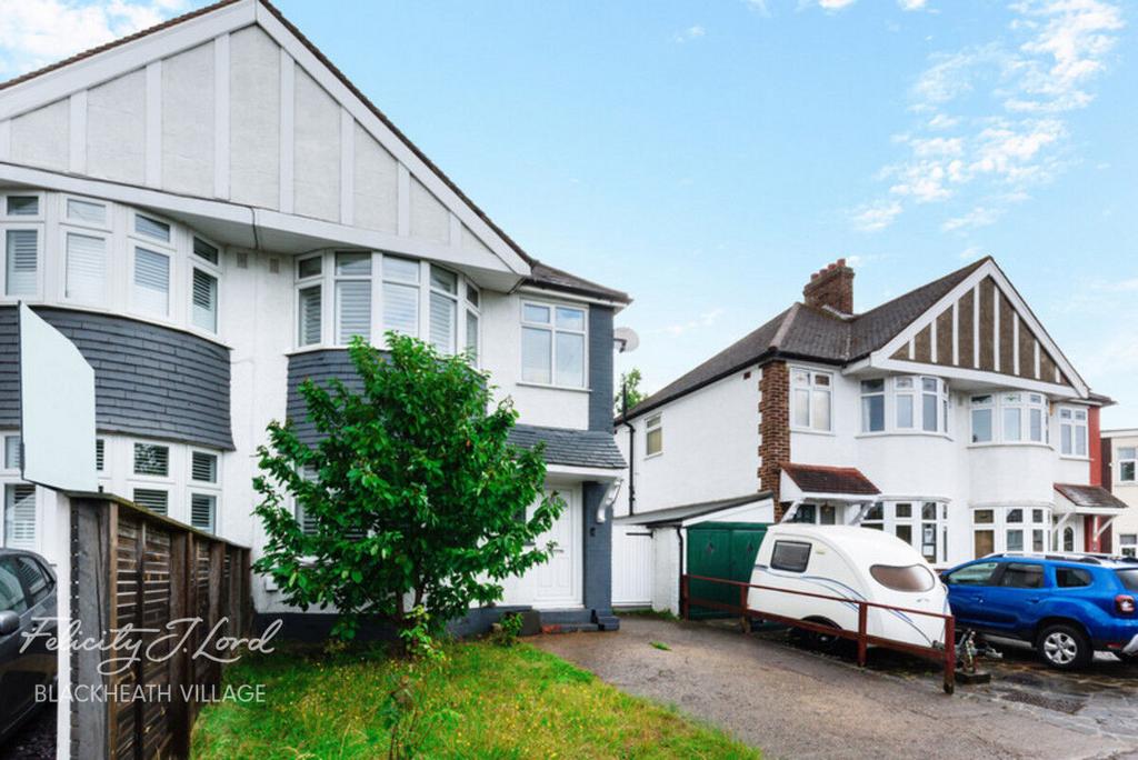 Detached house exterior, garage
