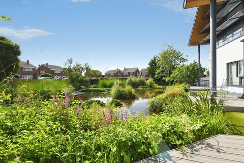2 bedroom ground floor flat for sale, Down Hall Road, Rayleigh