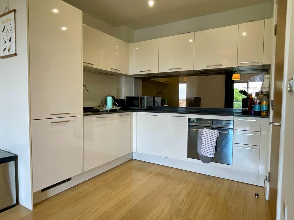 Apartment in Bournemouth - More