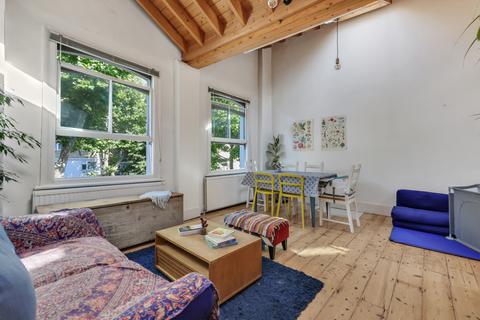 2 bedroom apartment for sale, Approach Road, London, E2