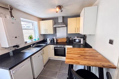 2 bedroom semi-detached house to rent, Earls Drive, Aqueduct, Telford, Shropshire, TF4