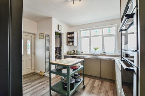 2 bedroom detached bungalow for sale, Victoria Road, Skegness