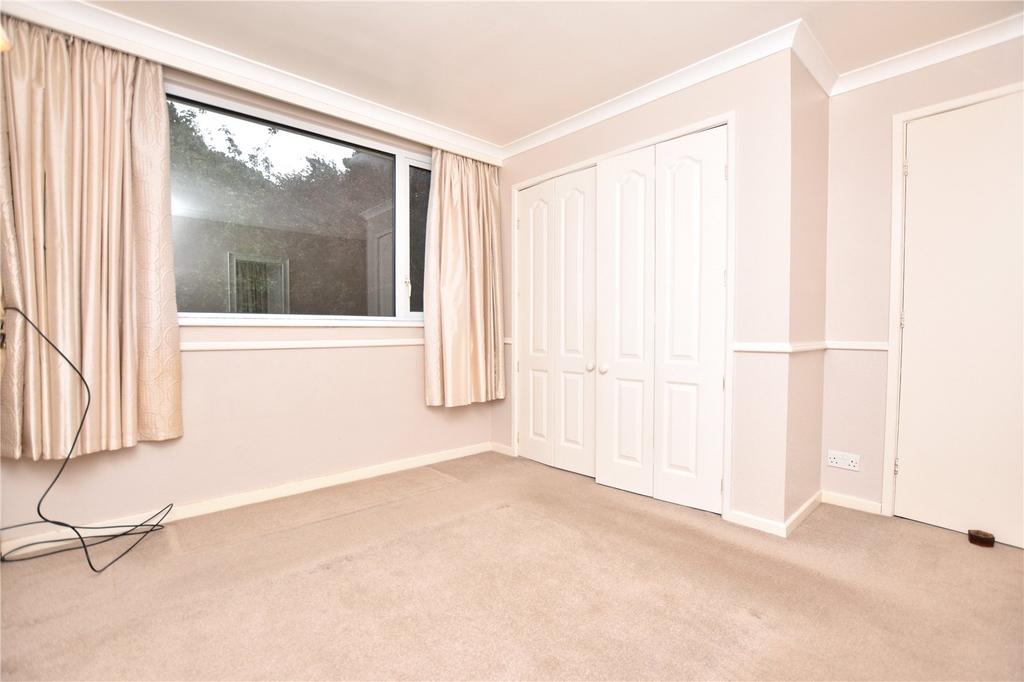 House in Leeds, Gildersome - View 6