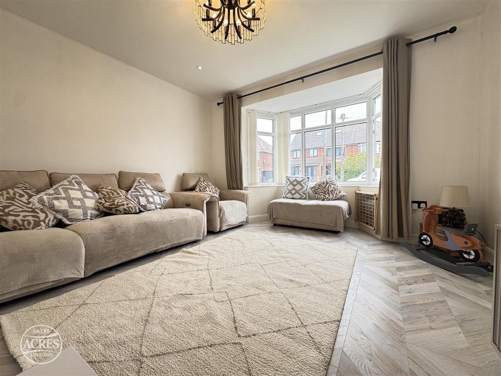 House in Sandwell, West Midlands - View 2